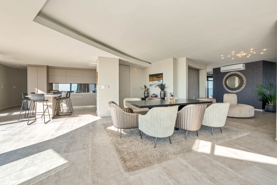 4 Bedroom Property for Sale in Bloubergstrand Western Cape